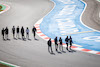 GP SPAGNA, Nicholas Latifi (CDN) Williams Racing walks the circuit with the team.
06.05.2021. Formula 1 World Championship, Rd 4, Spanish Grand Prix, Barcelona, Spain, Preparation Day.
- www.xpbimages.com, EMail: requests@xpbimages.com © Copyright: Bearne / XPB Images