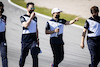 GP SPAGNA, Yuki Tsunoda (JPN) AlphaTauri walks the circuit with the team.
06.05.2021. Formula 1 World Championship, Rd 4, Spanish Grand Prix, Barcelona, Spain, Preparation Day.
- www.xpbimages.com, EMail: requests@xpbimages.com © Copyright: Bearne / XPB Images