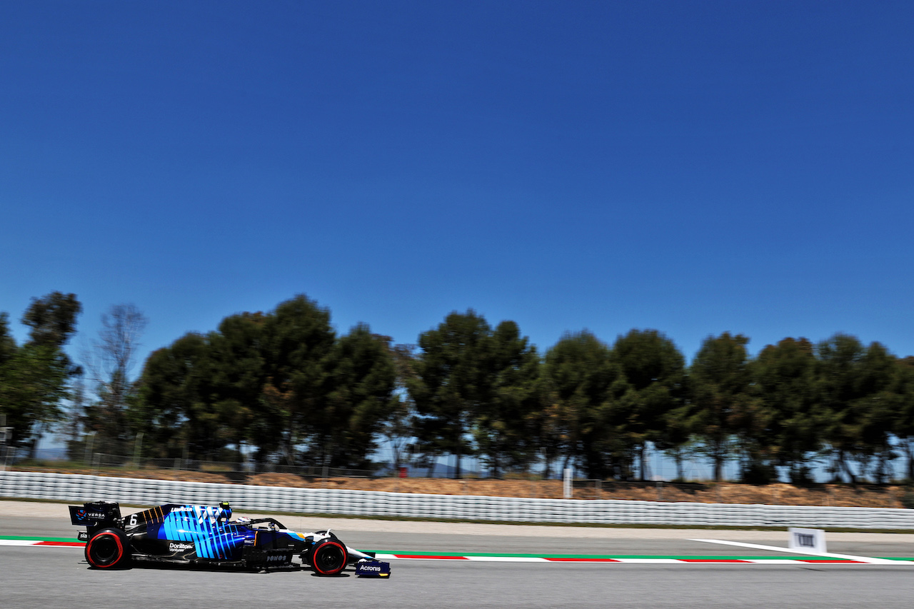 GP SPAGNA, Nicholas Latifi (CDN) Williams Racing FW43B.
08.05.2021. Formula 1 World Championship, Rd 4, Spanish Grand Prix, Barcelona, Spain, Qualifiche Day.
- www.xpbimages.com, EMail: requests@xpbimages.com © Copyright: Batchelor / XPB Images