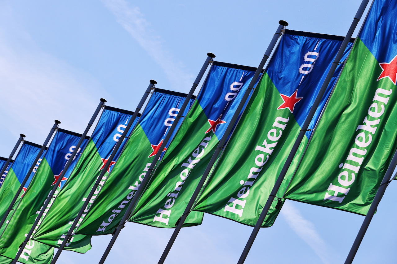 GP SPAGNA, Circuit Atmosfera - Heineken flags.
08.05.2021. Formula 1 World Championship, Rd 4, Spanish Grand Prix, Barcelona, Spain, Qualifiche Day.
- www.xpbimages.com, EMail: requests@xpbimages.com © Copyright: Moy / XPB Images