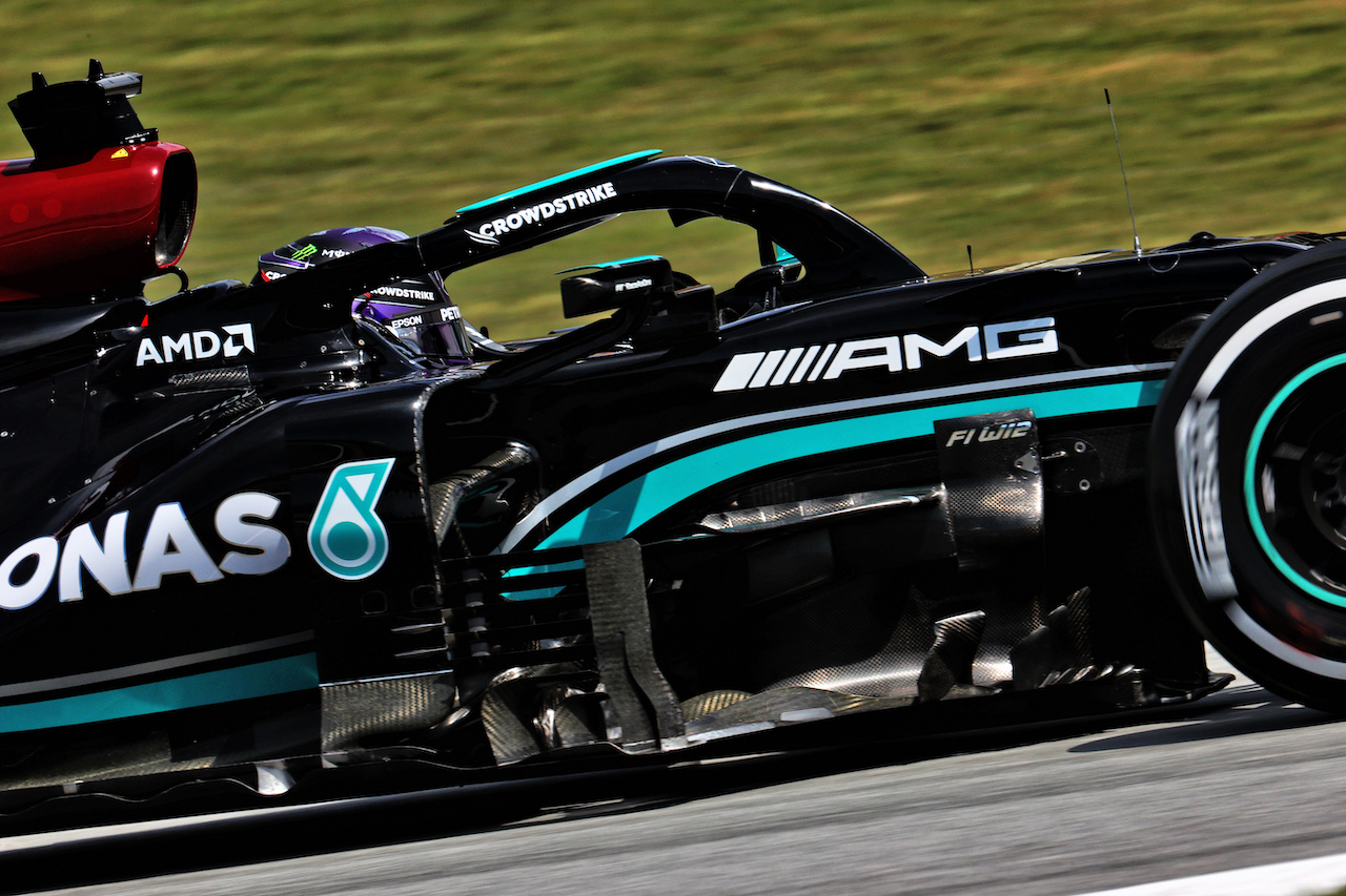 GP SPAGNA, Lewis Hamilton (GBR) Mercedes AMG F1 W12.
07.05.2021 Formula 1 World Championship, Rd 4, Spanish Grand Prix, Barcelona, Spain, Practice Day.
- www.xpbimages.com, EMail: requests@xpbimages.com © Copyright: Batchelor / XPB Images
