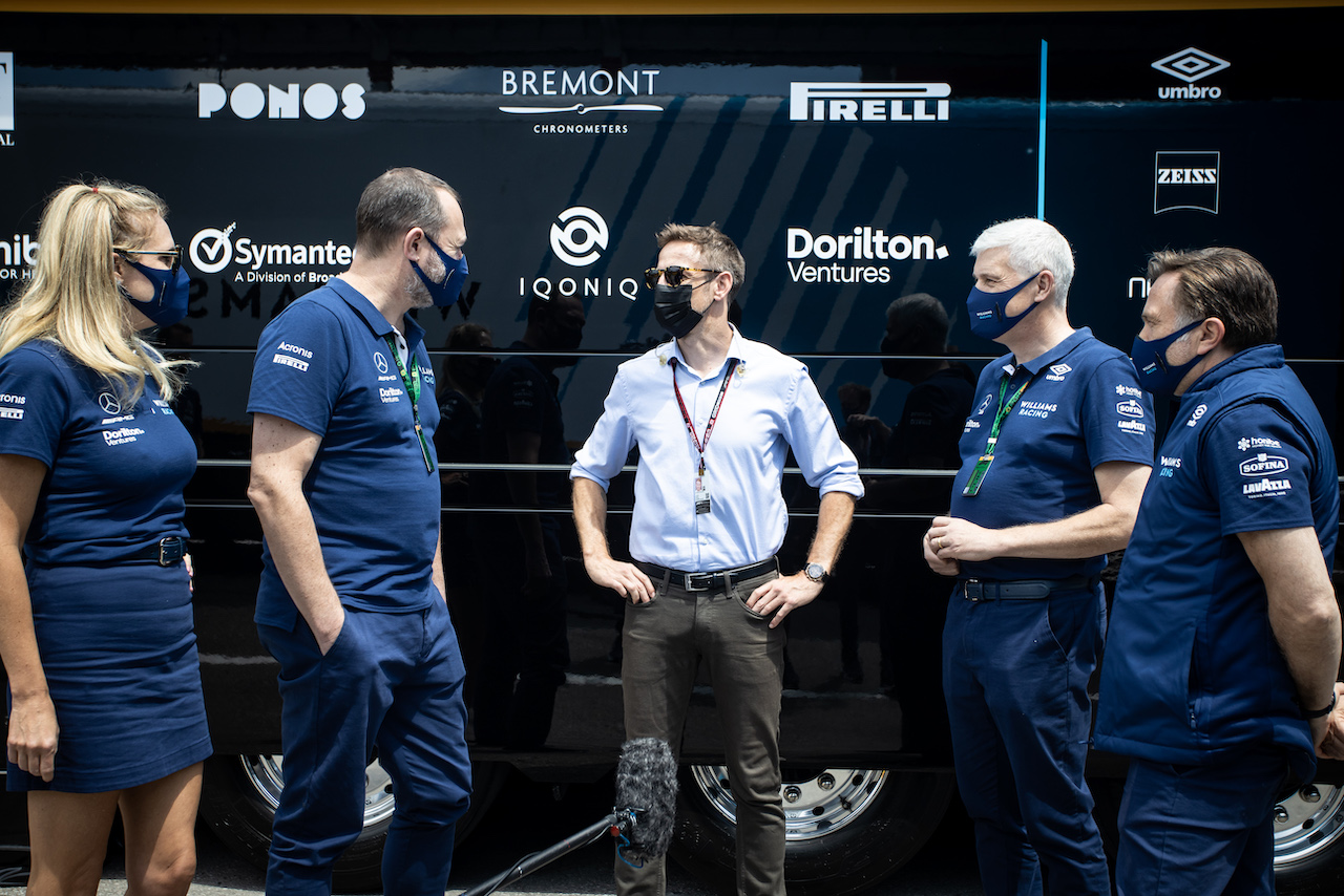 GP SPAGNA, (L to R): Stephanie Dattilo (USA) Dorilton Capital Chief Legal Officer e Group General Counsel - Williams Racing Director; Darren Fultz, Dorilton Capital CEO e Williams Racing Board Member; Jenson Button (GBR) Sky Sports F1 Presenter / Williams Racing Senior Advisor; Matthew Savage, Dorilton Capital Chairman - Williams Racing Director; Jost Capito (GER) Williams Racing Chief Executive Officer.
07.05.2021 Formula 1 World Championship, Rd 4, Spanish Grand Prix, Barcelona, Spain, Practice Day.
- www.xpbimages.com, EMail: requests@xpbimages.com © Copyright: Bearne / XPB Images