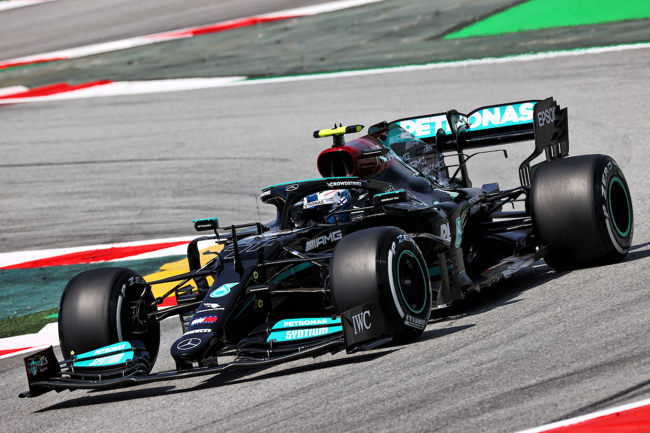 GP SPAGNA, Valtteri Bottas (FIN) Mercedes AMG F1 W12.
07.05.2021 Formula 1 World Championship, Rd 4, Spanish Grand Prix, Barcelona, Spain, Practice Day.
- www.xpbimages.com, EMail: requests@xpbimages.com © Copyright: Moy / XPB Images