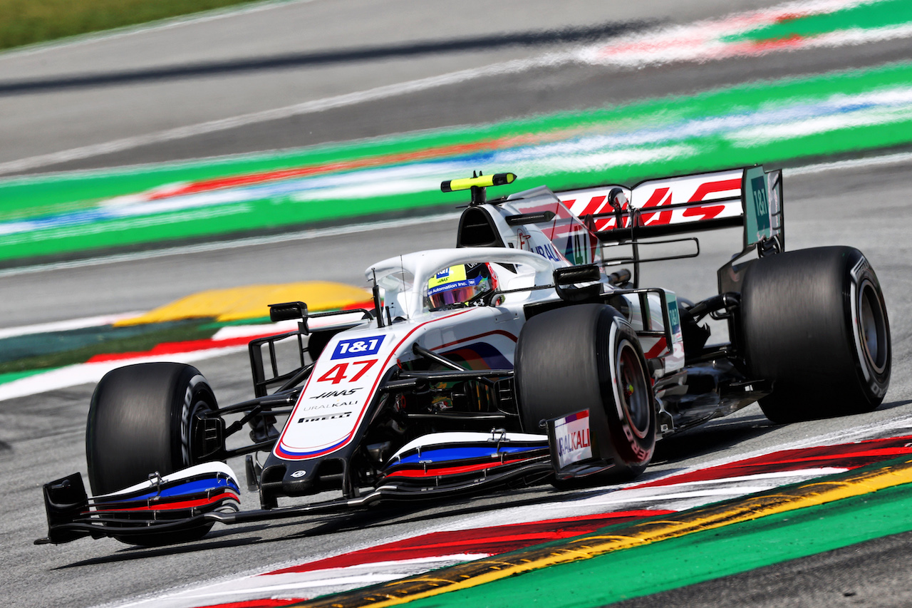 GP SPAGNA, Mick Schumacher (GER) Haas VF-21.
07.05.2021 Formula 1 World Championship, Rd 4, Spanish Grand Prix, Barcelona, Spain, Practice Day.
- www.xpbimages.com, EMail: requests@xpbimages.com © Copyright: Moy / XPB Images