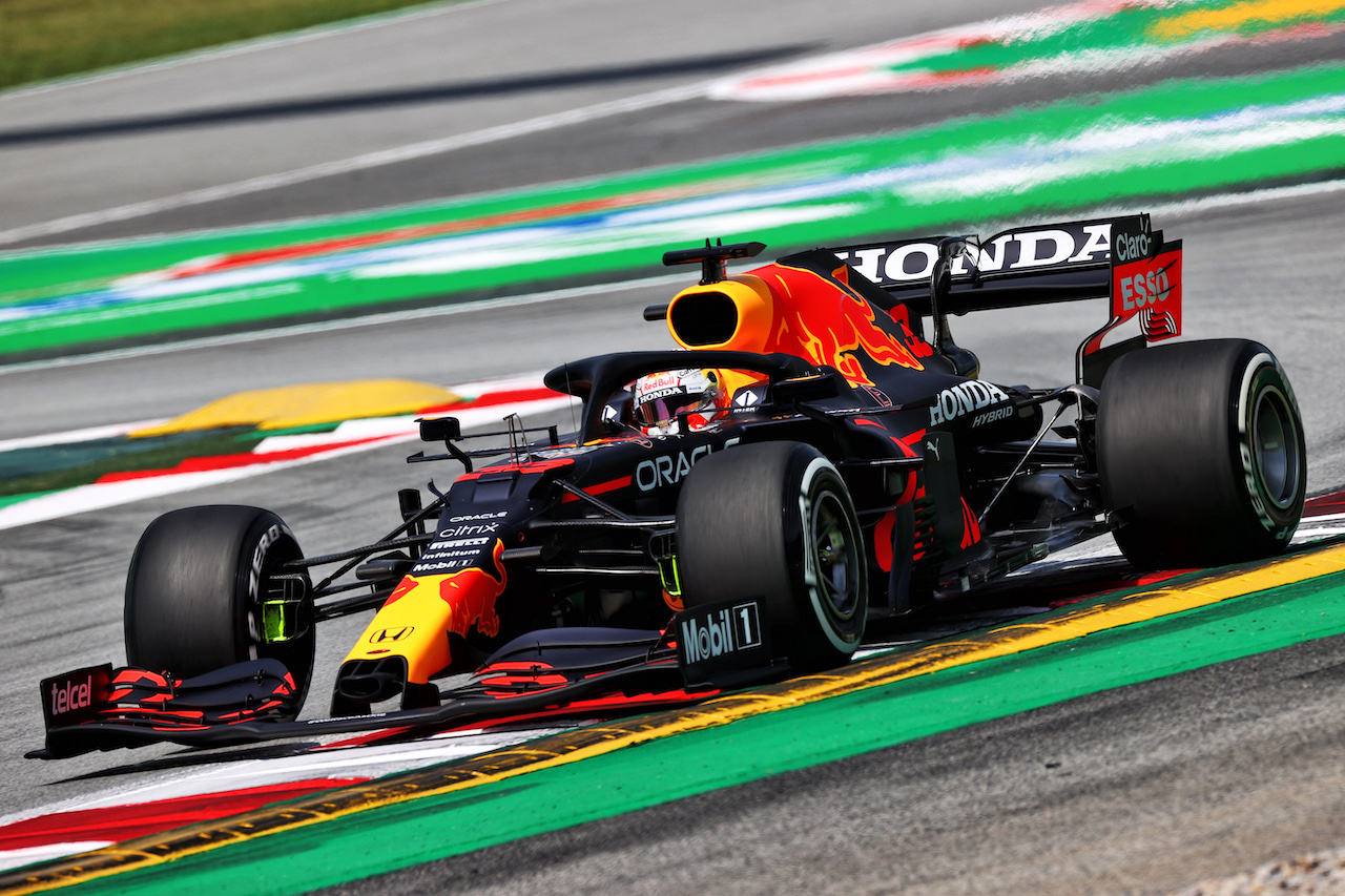 GP SPAGNA, Max Verstappen (NLD) Red Bull Racing RB16B.
07.05.2021 Formula 1 World Championship, Rd 4, Spanish Grand Prix, Barcelona, Spain, Practice Day.
- www.xpbimages.com, EMail: requests@xpbimages.com © Copyright: Moy / XPB Images