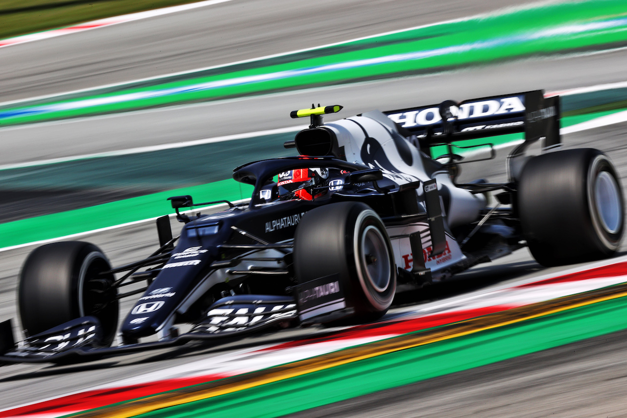 GP SPAGNA, Pierre Gasly (FRA) AlphaTauri AT02.
07.05.2021 Formula 1 World Championship, Rd 4, Spanish Grand Prix, Barcelona, Spain, Practice Day.
- www.xpbimages.com, EMail: requests@xpbimages.com © Copyright: Moy / XPB Images