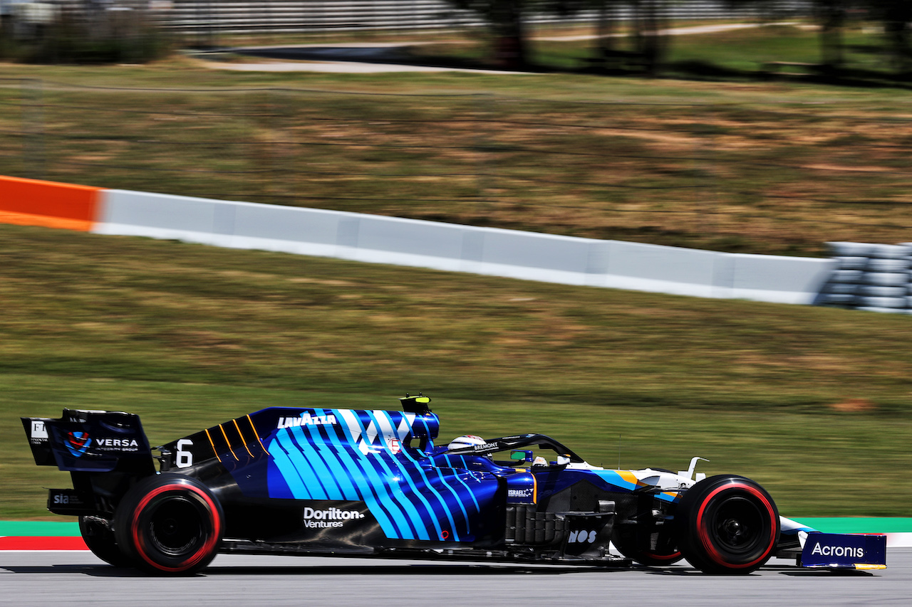 GP SPAGNA, Nicholas Latifi (CDN) Williams Racing FW43B.
07.05.2021 Formula 1 World Championship, Rd 4, Spanish Grand Prix, Barcelona, Spain, Practice Day.
- www.xpbimages.com, EMail: requests@xpbimages.com © Copyright: Batchelor / XPB Images