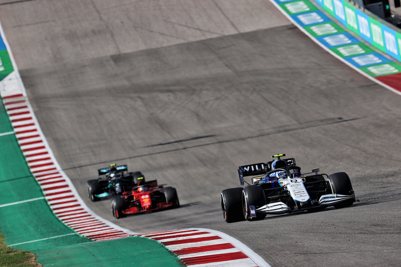 GP STATI UNITI, Nicholas Latifi (CDN) Williams Racing FW43B.
24.10.2021. Formula 1 World Championship, Rd 17, United States Grand Prix, Austin, Texas, USA, Gara Day.
- www.xpbimages.com, EMail: requests@xpbimages.com © Copyright: Batchelor / XPB Images