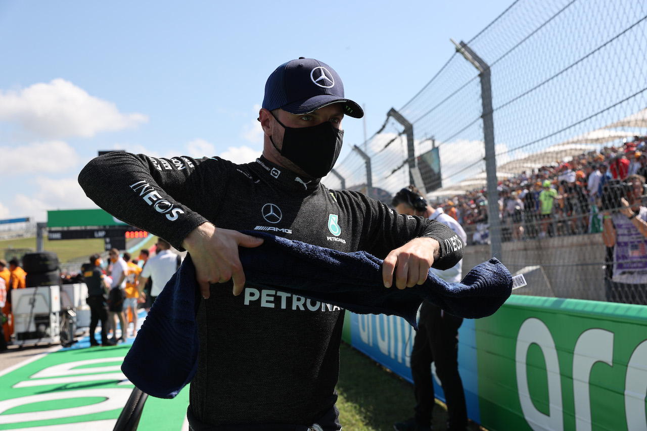 GP STATI UNITI, Valtteri Bottas (FIN) Mercedes AMG F1 W12.
24.10.2021. Formula 1 World Championship, Rd 17, United States Grand Prix, Austin, Texas, USA, Gara Day.
- www.xpbimages.com, EMail: requests@xpbimages.com © Copyright: Batchelor / XPB Images