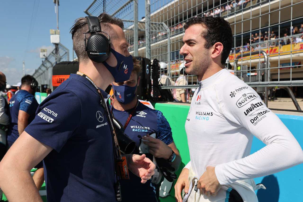 GP STATI UNITI, Nicholas Latifi (CDN) Williams Racing FW43B.
24.10.2021. Formula 1 World Championship, Rd 17, United States Grand Prix, Austin, Texas, USA, Gara Day.
- www.xpbimages.com, EMail: requests@xpbimages.com © Copyright: Batchelor / XPB Images
