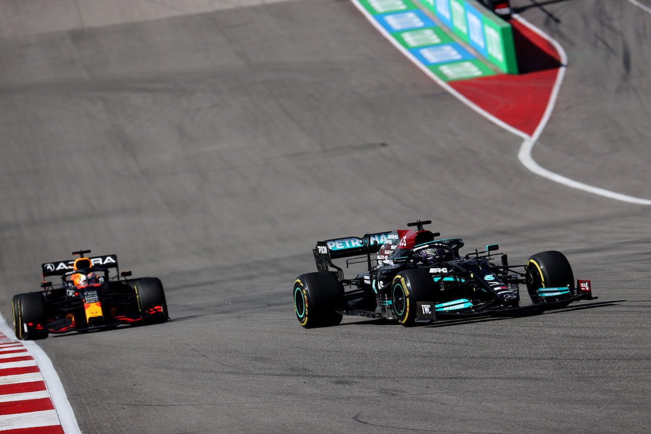 GP STATI UNITI, Lewis Hamilton (GBR) Mercedes AMG F1 W12.
24.10.2021. Formula 1 World Championship, Rd 17, United States Grand Prix, Austin, Texas, USA, Gara Day.
- www.xpbimages.com, EMail: requests@xpbimages.com © Copyright: Batchelor / XPB Images