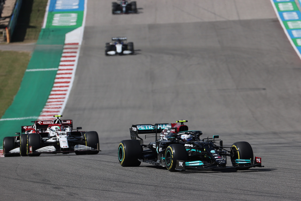 GP STATI UNITI, Valtteri Bottas (FIN) Mercedes AMG F1 W12.
24.10.2021. Formula 1 World Championship, Rd 17, United States Grand Prix, Austin, Texas, USA, Gara Day.
- www.xpbimages.com, EMail: requests@xpbimages.com © Copyright: Batchelor / XPB Images