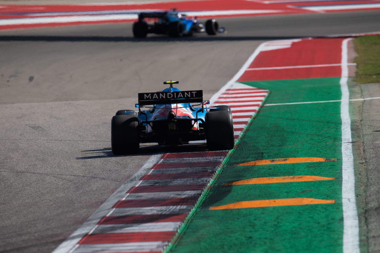 GP STATI UNITI, Esteban Ocon (FRA) Alpine F1 Team A521.
24.10.2021. Formula 1 World Championship, Rd 17, United States Grand Prix, Austin, Texas, USA, Gara Day.
- www.xpbimages.com, EMail: requests@xpbimages.com © Copyright: Price / XPB Images