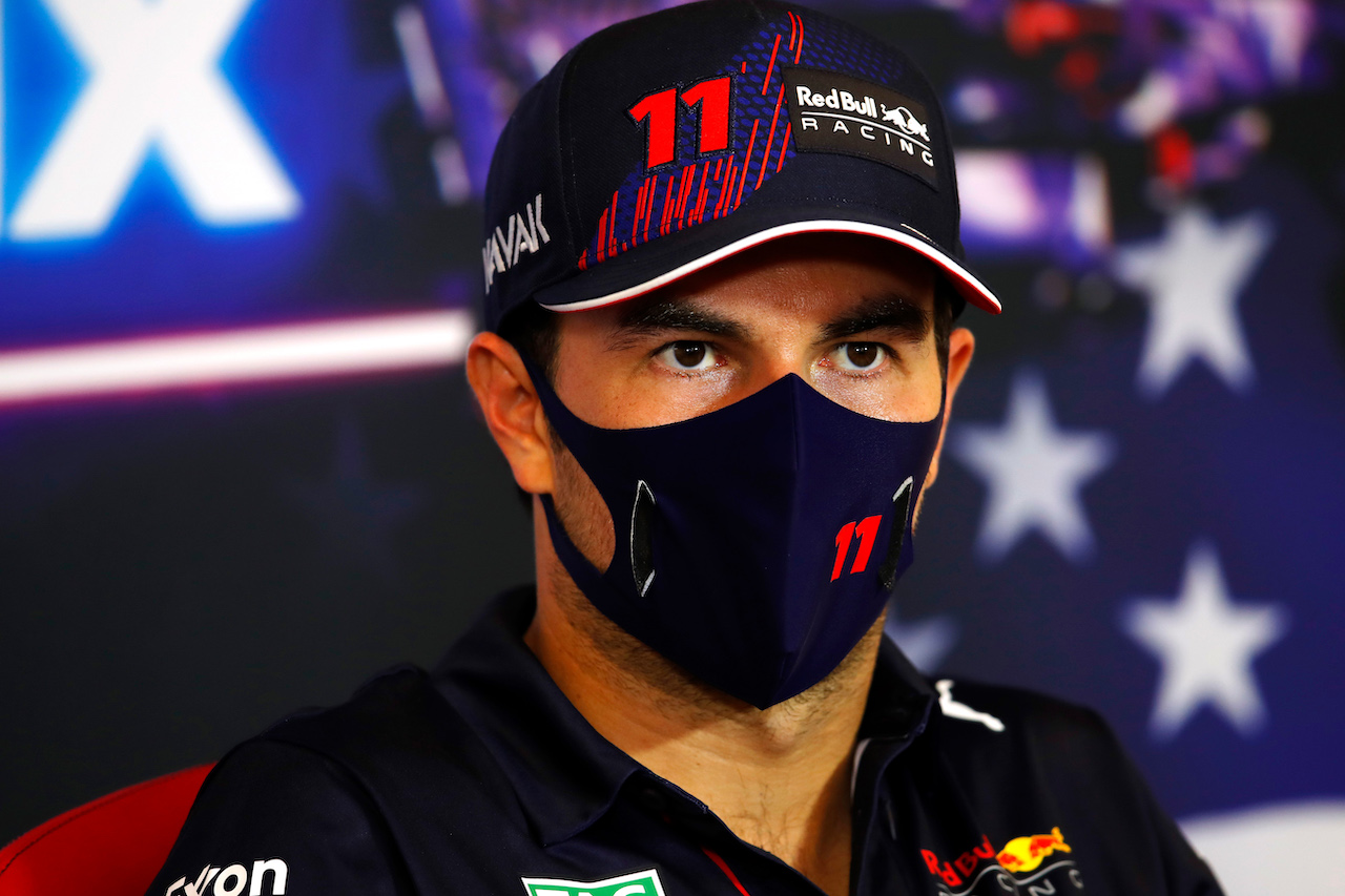 GP STATI UNITI, Sergio Perez (MEX) Red Bull Racing in the post race FIA Press Conference.
24.10.2021. Formula 1 World Championship, Rd 17, United States Grand Prix, Austin, Texas, USA, Gara Day.
- www.xpbimages.com, EMail: requests@xpbimages.com © Copyright: FIA Pool Image for Editorial Use Only