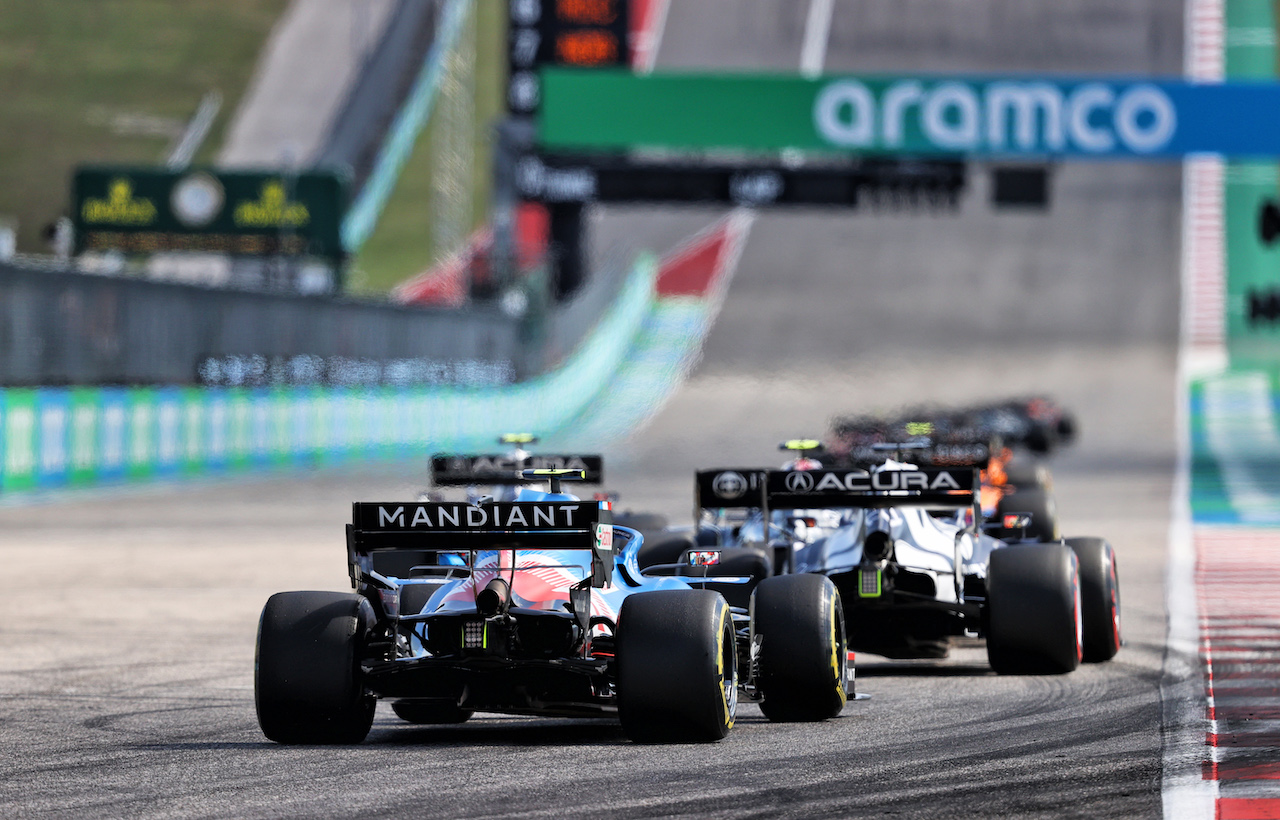 GP STATI UNITI, Esteban Ocon (FRA) Alpine F1 Team A521.
24.10.2021. Formula 1 World Championship, Rd 17, United States Grand Prix, Austin, Texas, USA, Gara Day.
- www.xpbimages.com, EMail: requests@xpbimages.com © Copyright: Moy / XPB Images