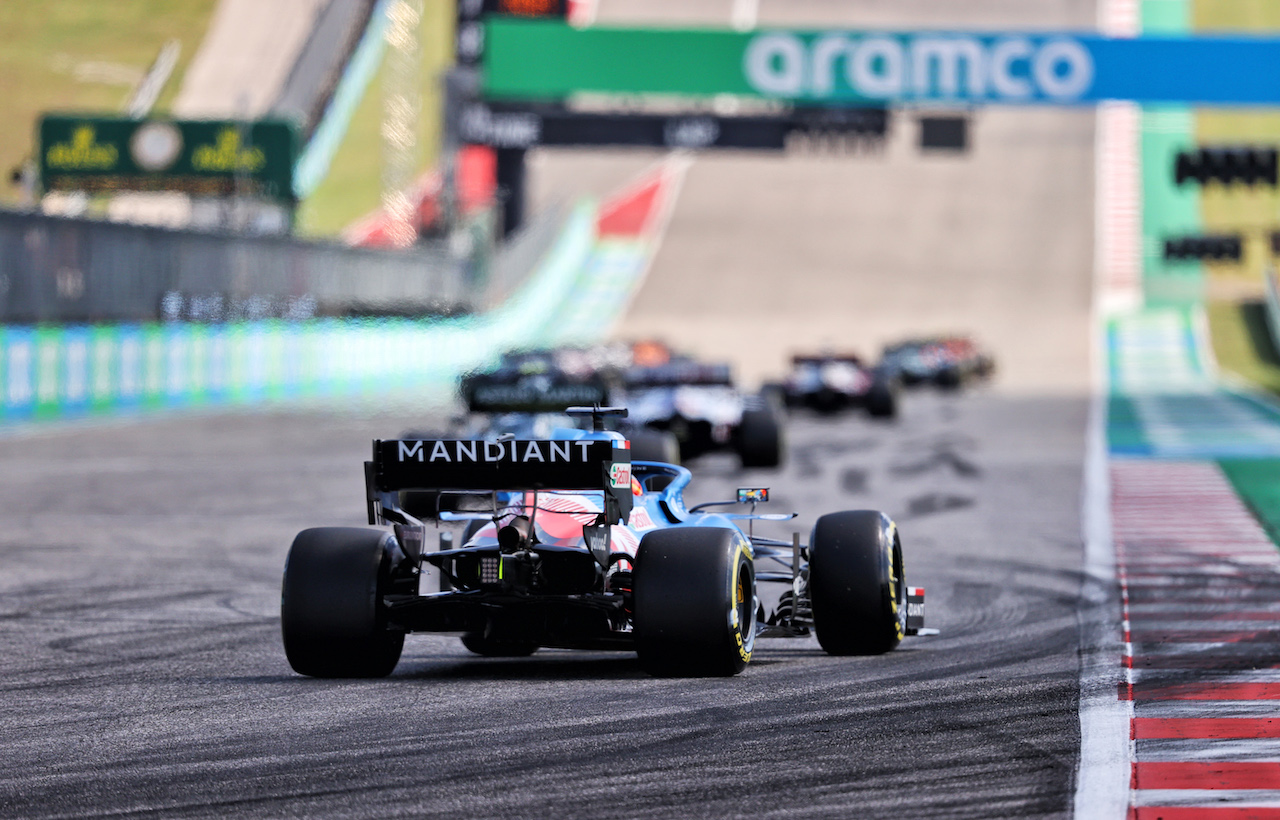 GP STATI UNITI, Fernando Alonso (ESP) Alpine F1 Team A521.
24.10.2021. Formula 1 World Championship, Rd 17, United States Grand Prix, Austin, Texas, USA, Gara Day.
- www.xpbimages.com, EMail: requests@xpbimages.com © Copyright: Moy / XPB Images