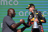 GP STATI UNITI, Shaquille O'Neal (USA), American former professional basketball player e 1st place Max Verstappen (NLD) Red Bull Racing.
24.10.2021. Formula 1 World Championship, Rd 17, United States Grand Prix, Austin, Texas, USA, Gara Day.
- www.xpbimages.com, EMail: requests@xpbimages.com ¬© Copyright: Batchelor / XPB Images