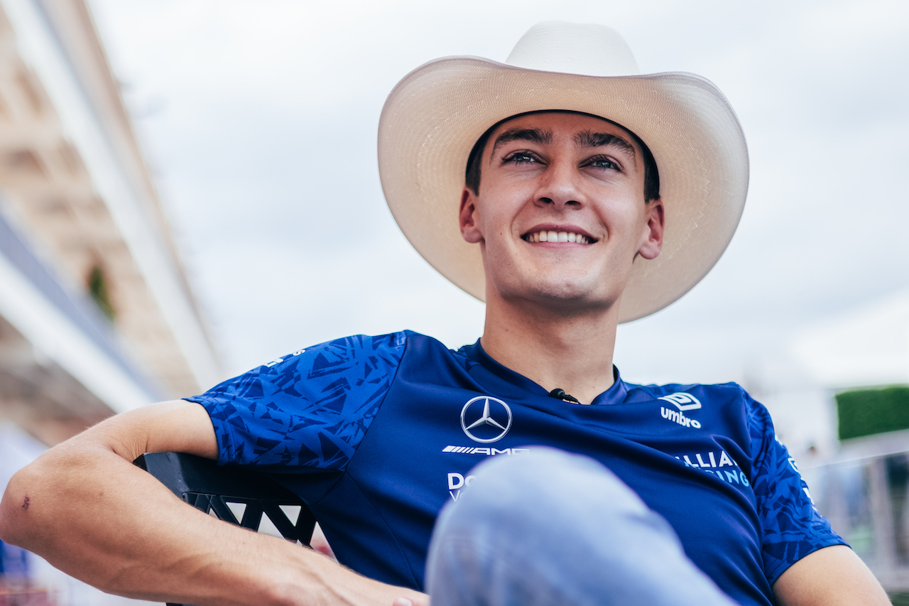 GP STATI UNITI, George Russell (GBR) Williams Racing.
21.10.2021. Formula 1 World Championship, Rd 17, United States Grand Prix, Austin, Texas, USA, Preparation Day.
- www.xpbimages.com, EMail: requests@xpbimages.com © Copyright: Bearne / XPB Images