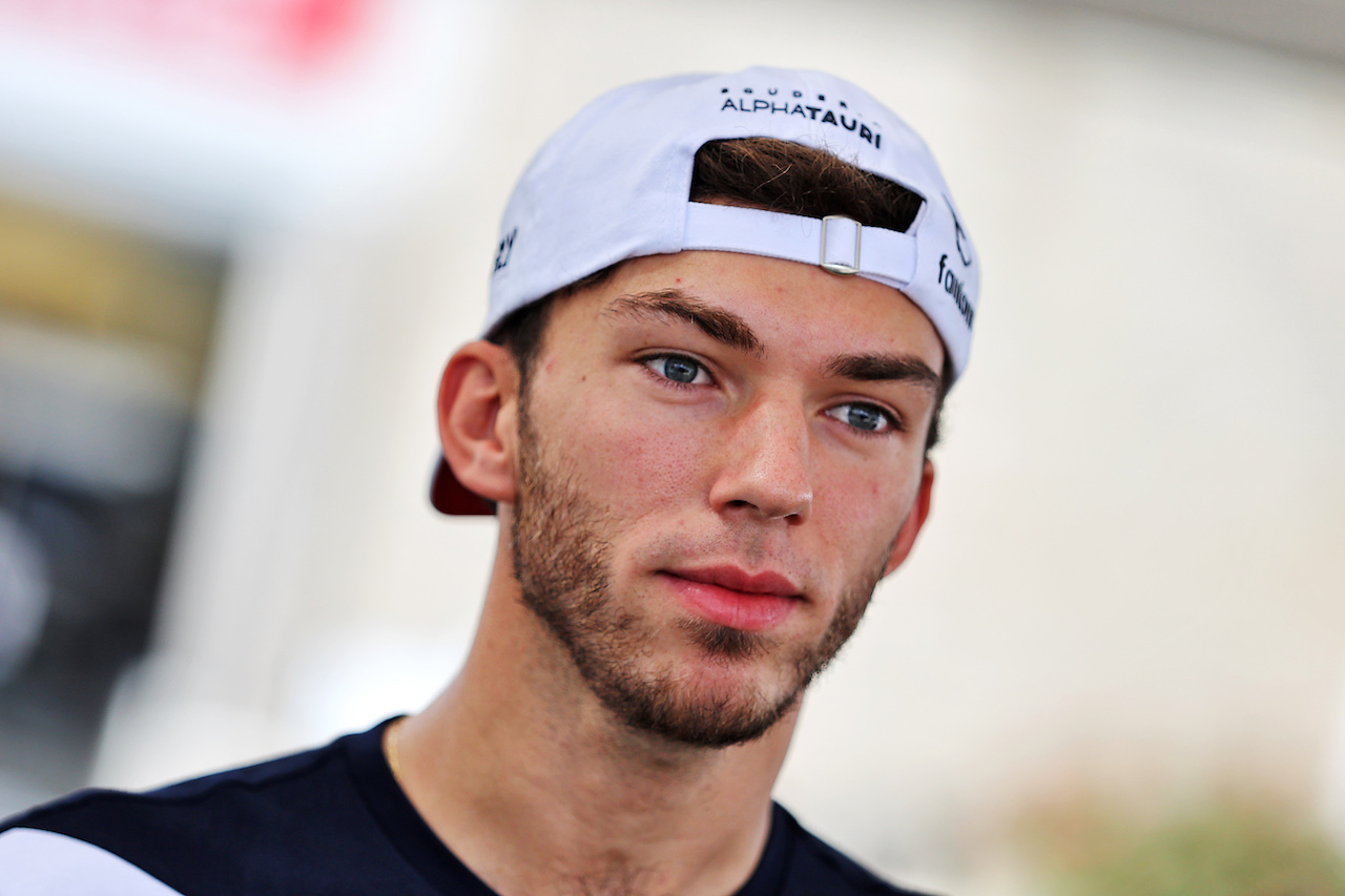 GP STATI UNITI, Pierre Gasly (FRA) AlphaTauri.
21.10.2021. Formula 1 World Championship, Rd 17, United States Grand Prix, Austin, Texas, USA, Preparation Day.
- www.xpbimages.com, EMail: requests@xpbimages.com © Copyright: Moy / XPB Images