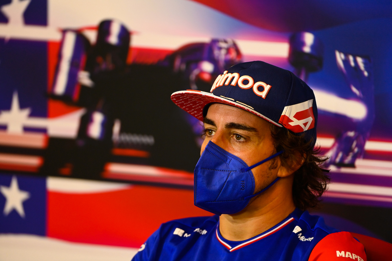 GP STATI UNITI, Fernando Alonso (ESP) Alpine F1 Team in the FIA Press Conference,
21.10.2021. Formula 1 World Championship, Rd 17, United States Grand Prix, Austin, Texas, USA, Preparation Day.
- www.xpbimages.com, EMail: requests@xpbimages.com © Copyright: FIA Pool Image for Editorial Use Only