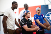 GP STATI UNITI, Fernando Alonso (ESP) Alpine F1 Team e Esteban Ocon (FRA) Alpine F1 Team play basketball in the paddock with Chris Bosh (USA) Former Basketball Player e Dikembe Mutombo, Former Basketball Player.
21.10.2021. Formula 1 World Championship, Rd 17, United States Grand Prix, Austin, Texas, USA, Preparation Day.
- www.xpbimages.com, EMail: requests@xpbimages.com © Copyright: Price / XPB Images
