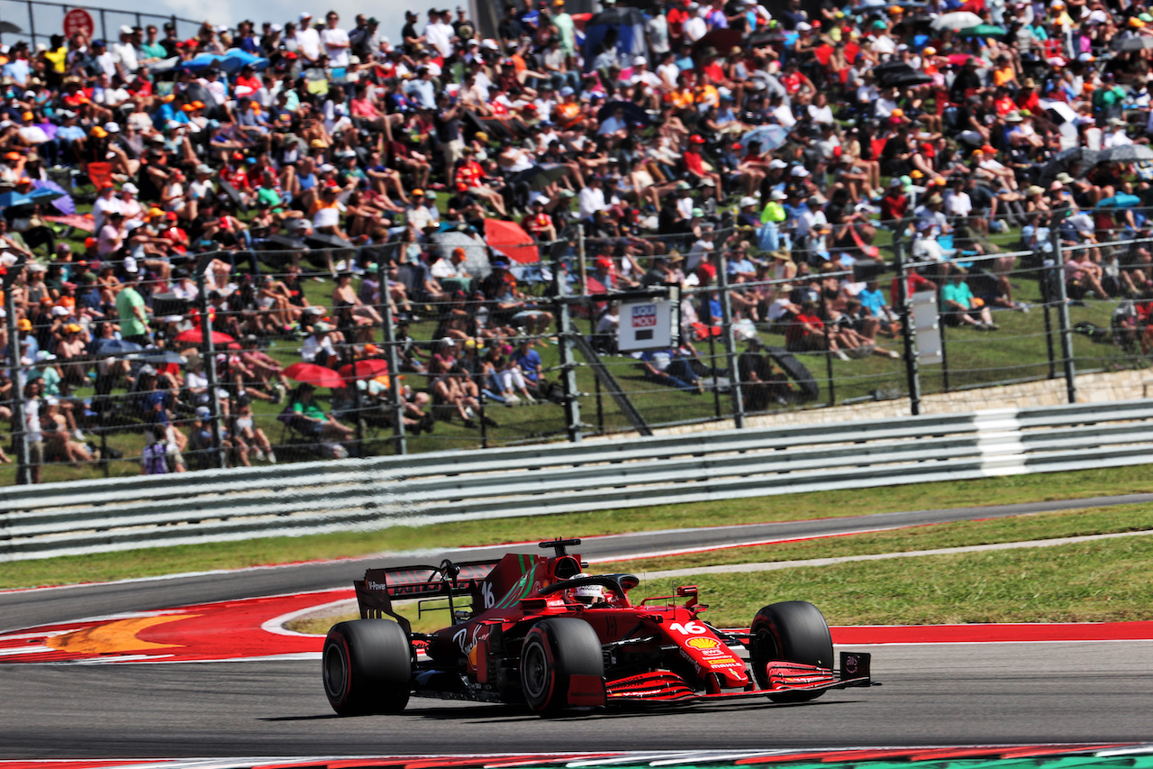 GP STATI UNITI, Charles Leclerc (MON) Ferrari SF-21.
23.10.2021. Formula 1 World Championship, Rd 17, United States Grand Prix, Austin, Texas, USA, Qualifiche Day.
- www.xpbimages.com, EMail: requests@xpbimages.com © Copyright: Batchelor / XPB Images