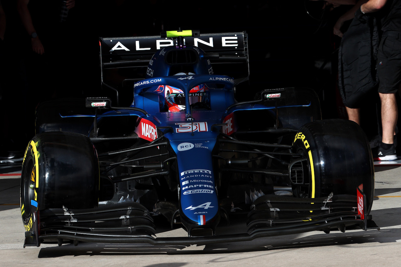 GP STATI UNITI, Esteban Ocon (FRA) Alpine F1 Team A521.
23.10.2021. Formula 1 World Championship, Rd 17, United States Grand Prix, Austin, Texas, USA, Qualifiche Day.
- www.xpbimages.com, EMail: requests@xpbimages.com © Copyright: Batchelor / XPB Images