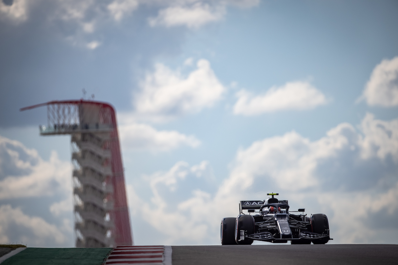 GP STATI UNITI, Pierre Gasly (FRA) AlphaTauri AT02.
23.10.2021. Formula 1 World Championship, Rd 17, United States Grand Prix, Austin, Texas, USA, Qualifiche Day.
- www.xpbimages.com, EMail: requests@xpbimages.com © Copyright: Bearne / XPB Images