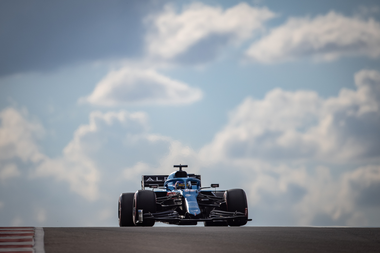 GP STATI UNITI, Fernando Alonso (ESP) Alpine F1 Team A521.
23.10.2021. Formula 1 World Championship, Rd 17, United States Grand Prix, Austin, Texas, USA, Qualifiche Day.
- www.xpbimages.com, EMail: requests@xpbimages.com © Copyright: Bearne / XPB Images