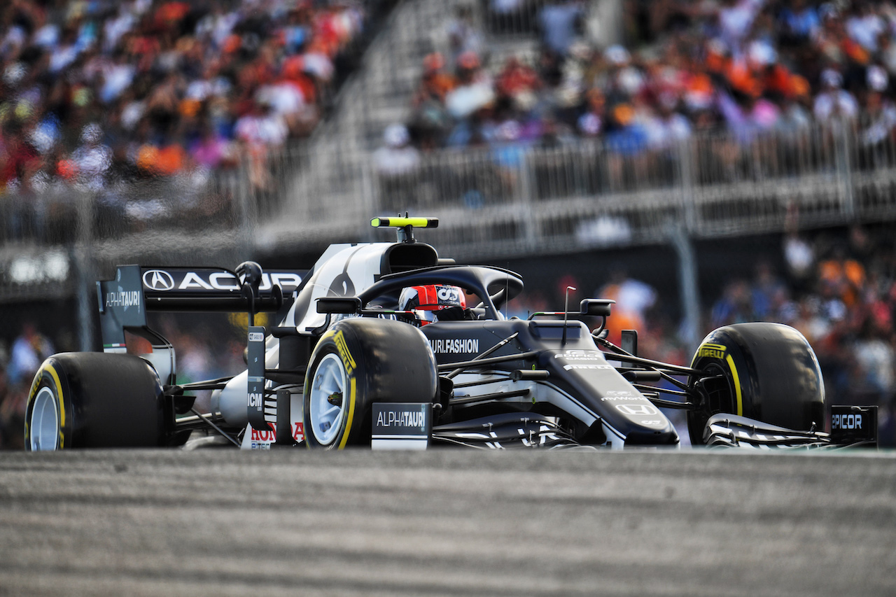GP STATI UNITI, Pierre Gasly (FRA) AlphaTauri AT02.
23.10.2021. Formula 1 World Championship, Rd 17, United States Grand Prix, Austin, Texas, USA, Qualifiche Day.
- www.xpbimages.com, EMail: requests@xpbimages.com © Copyright: Price / XPB Images