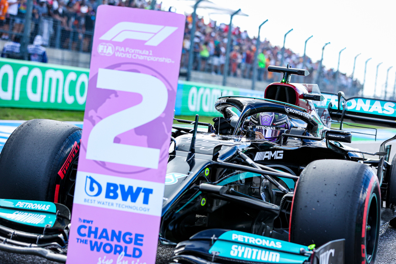 GP STATI UNITI, Lewis Hamilton (GBR) Mercedes AMG F1 W12 in qualifying parc ferme.
23.10.2021. Formula 1 World Championship, Rd 17, United States Grand Prix, Austin, Texas, USA, Qualifiche Day.
- www.xpbimages.com, EMail: requests@xpbimages.com © Copyright: FIA Pool Image for Editorial Use Only