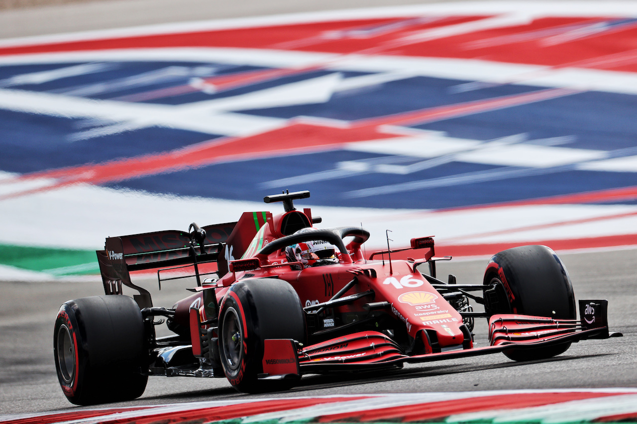 GP STATI UNITI, Charles Leclerc (MON) Ferrari SF-21.
23.10.2021. Formula 1 World Championship, Rd 17, United States Grand Prix, Austin, Texas, USA, Qualifiche Day.
- www.xpbimages.com, EMail: requests@xpbimages.com © Copyright: Batchelor / XPB Images