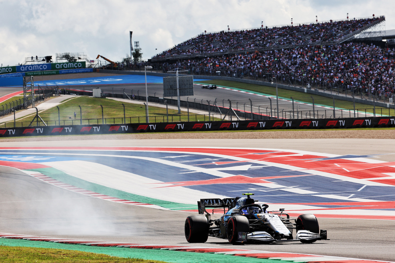 GP STATI UNITI, Nicholas Latifi (CDN) Williams Racing FW43B.
23.10.2021. Formula 1 World Championship, Rd 17, United States Grand Prix, Austin, Texas, USA, Qualifiche Day.
- www.xpbimages.com, EMail: requests@xpbimages.com © Copyright: Batchelor / XPB Images