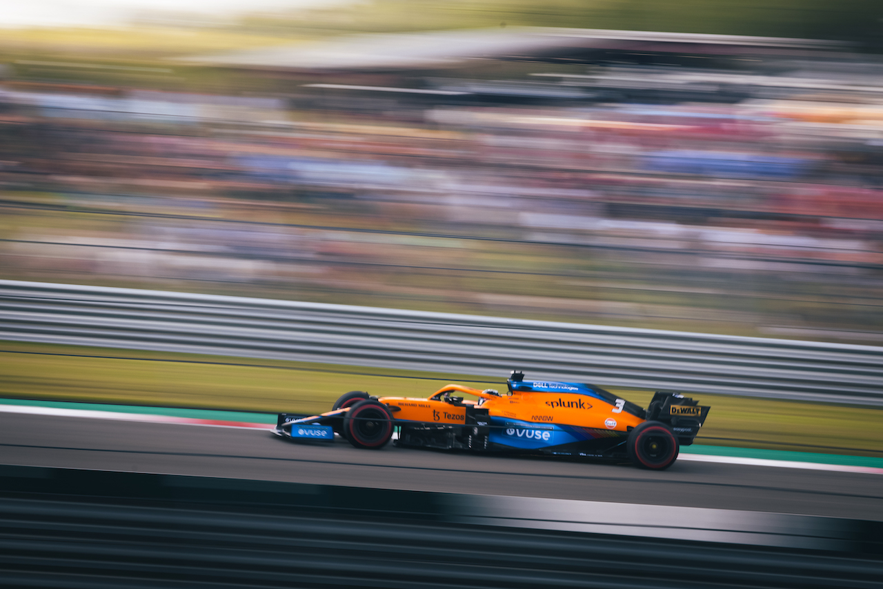 GP STATI UNITI, Daniel Ricciardo (AUS) McLaren MCL35M.
23.10.2021. Formula 1 World Championship, Rd 17, United States Grand Prix, Austin, Texas, USA, Qualifiche Day.
- www.xpbimages.com, EMail: requests@xpbimages.com © Copyright: Bearne / XPB Images