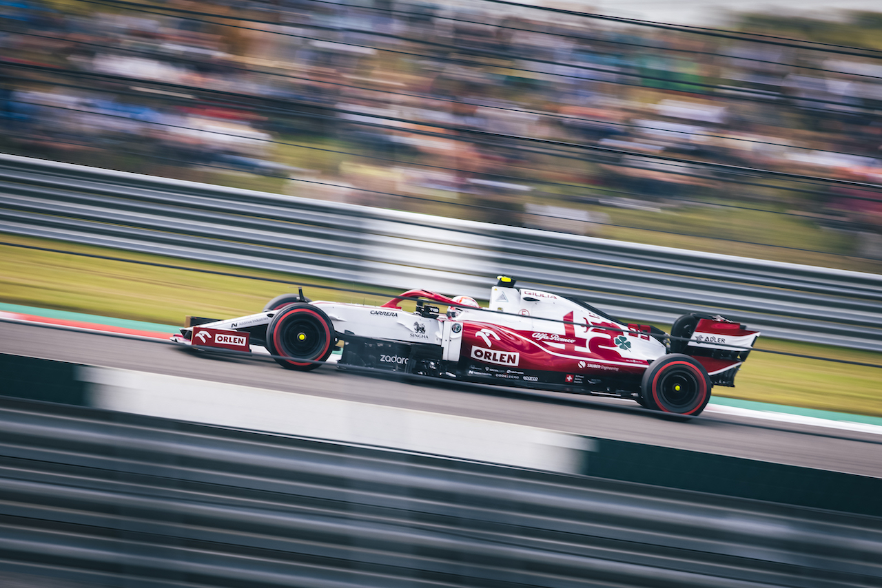 GP STATI UNITI, Antonio Giovinazzi (ITA) Alfa Romeo Racing C41.
23.10.2021. Formula 1 World Championship, Rd 17, United States Grand Prix, Austin, Texas, USA, Qualifiche Day.
- www.xpbimages.com, EMail: requests@xpbimages.com © Copyright: Bearne / XPB Images