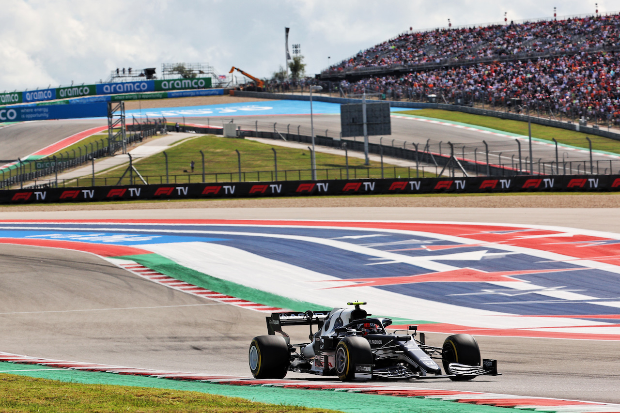 GP STATI UNITI, Pierre Gasly (FRA) AlphaTauri AT02.
23.10.2021. Formula 1 World Championship, Rd 17, United States Grand Prix, Austin, Texas, USA, Qualifiche Day.
- www.xpbimages.com, EMail: requests@xpbimages.com © Copyright: Batchelor / XPB Images