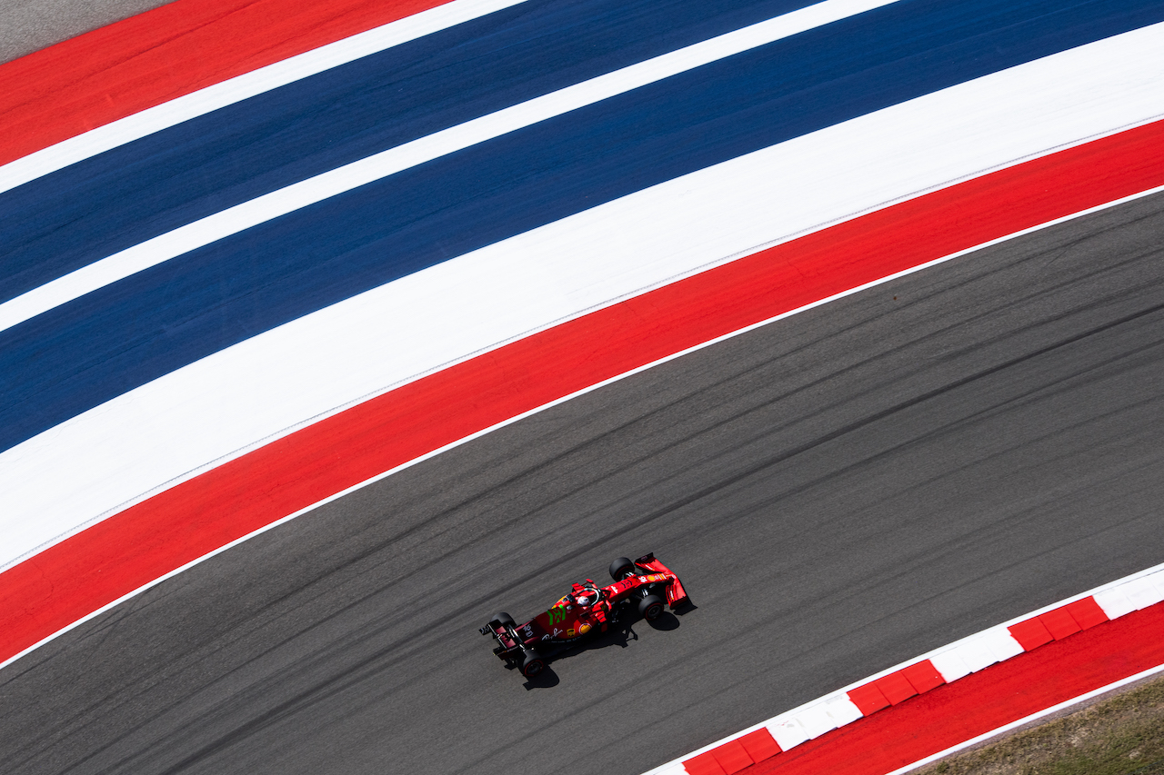 GP STATI UNITI, Charles Leclerc (MON) Ferrari SF-21.
22.10.2021. Formula 1 World Championship, Rd 17, United States Grand Prix, Austin, Texas, USA, Practice Day.
- www.xpbimages.com, EMail: requests@xpbimages.com © Copyright: Price / XPB Images