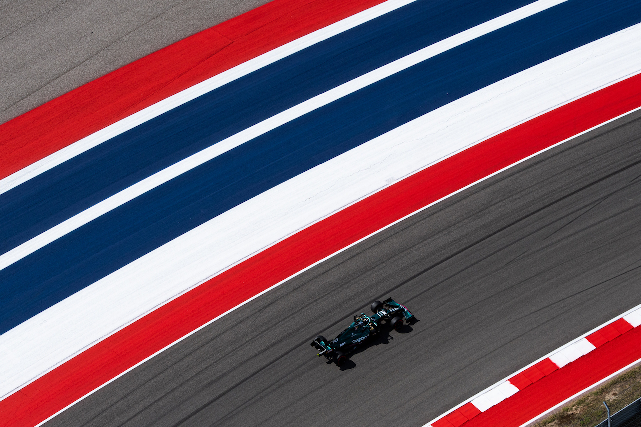 GP STATI UNITI, Lance Stroll (CDN) Aston Martin F1 Team AMR21.
22.10.2021. Formula 1 World Championship, Rd 17, United States Grand Prix, Austin, Texas, USA, Practice Day.
- www.xpbimages.com, EMail: requests@xpbimages.com © Copyright: Price / XPB Images