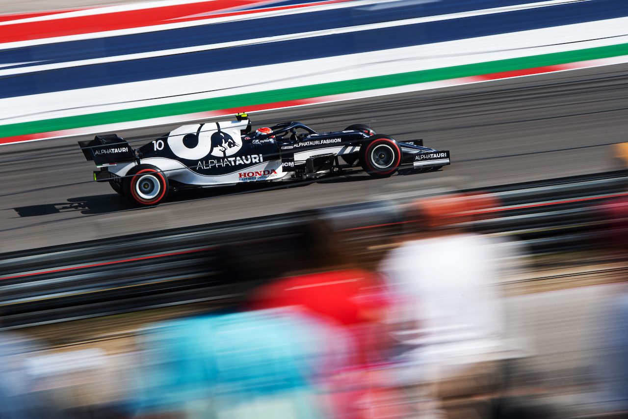 GP STATI UNITI, Yuki Tsunoda (JPN) AlphaTauri AT02.
22.10.2021. Formula 1 World Championship, Rd 17, United States Grand Prix, Austin, Texas, USA, Practice Day.
- www.xpbimages.com, EMail: requests@xpbimages.com © Copyright: Price / XPB Images