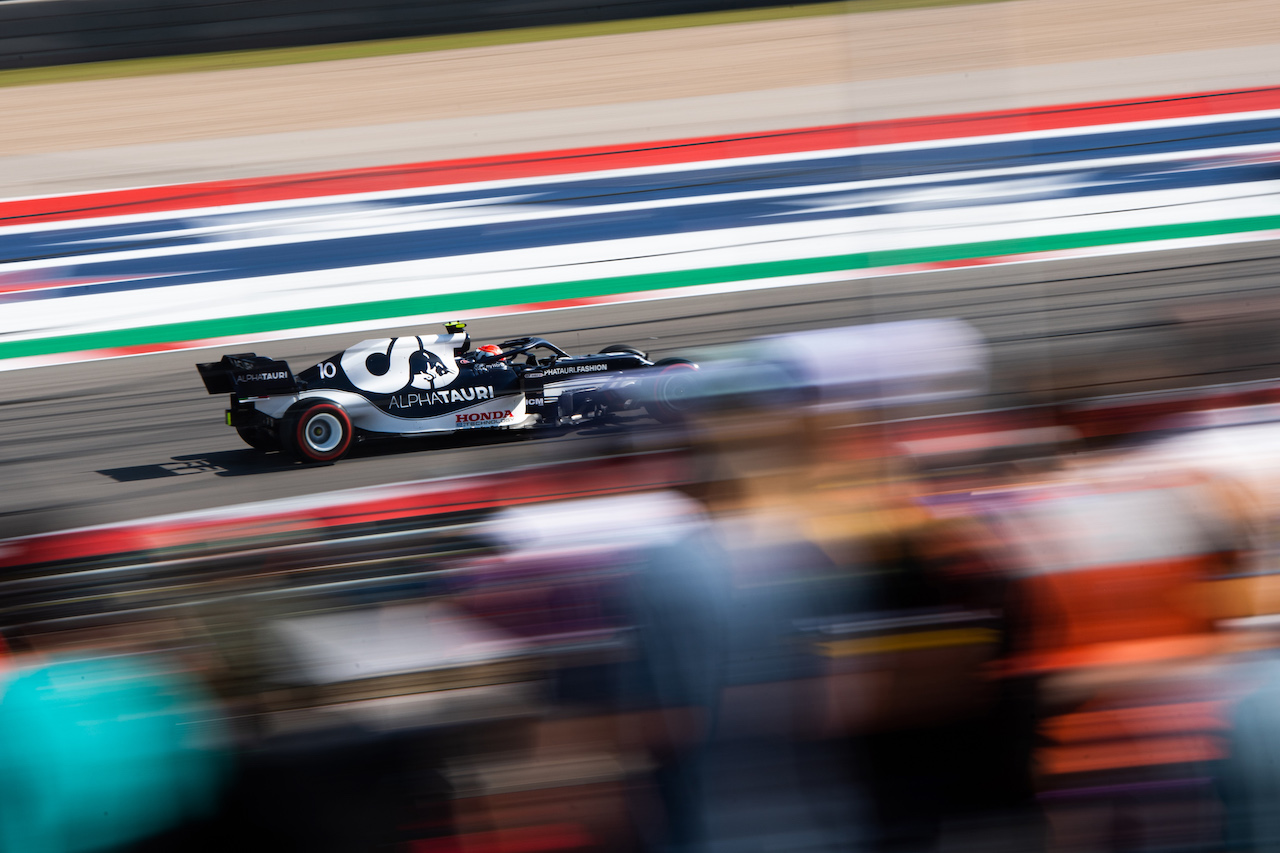 GP STATI UNITI, Pierre Gasly (FRA) AlphaTauri AT02.
22.10.2021. Formula 1 World Championship, Rd 17, United States Grand Prix, Austin, Texas, USA, Practice Day.
- www.xpbimages.com, EMail: requests@xpbimages.com © Copyright: Price / XPB Images