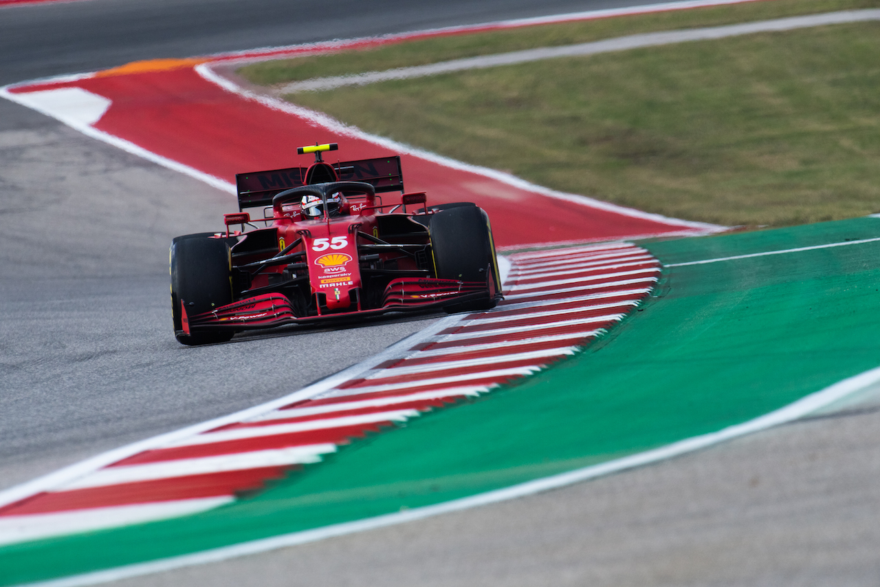 GP STATI UNITI, Carlos Sainz Jr (ESP) Ferrari SF-21.
22.10.2021. Formula 1 World Championship, Rd 17, United States Grand Prix, Austin, Texas, USA, Practice Day.
- www.xpbimages.com, EMail: requests@xpbimages.com © Copyright: Price / XPB Images