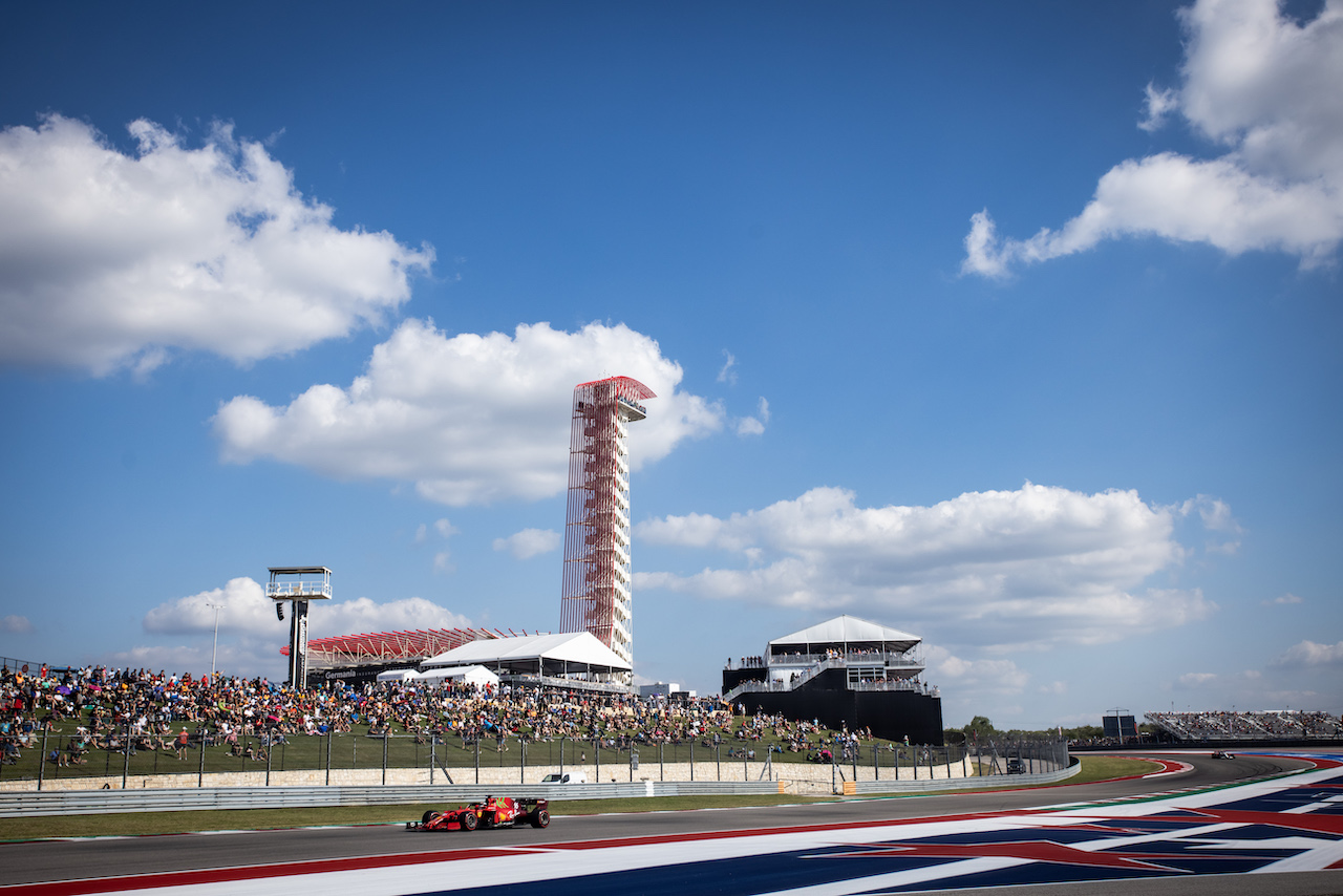 GP STATI UNITI, Charles Leclerc (MON) Ferrari SF-21.
22.10.2021. Formula 1 World Championship, Rd 17, United States Grand Prix, Austin, Texas, USA, Practice Day.
- www.xpbimages.com, EMail: requests@xpbimages.com © Copyright: Bearne / XPB Images