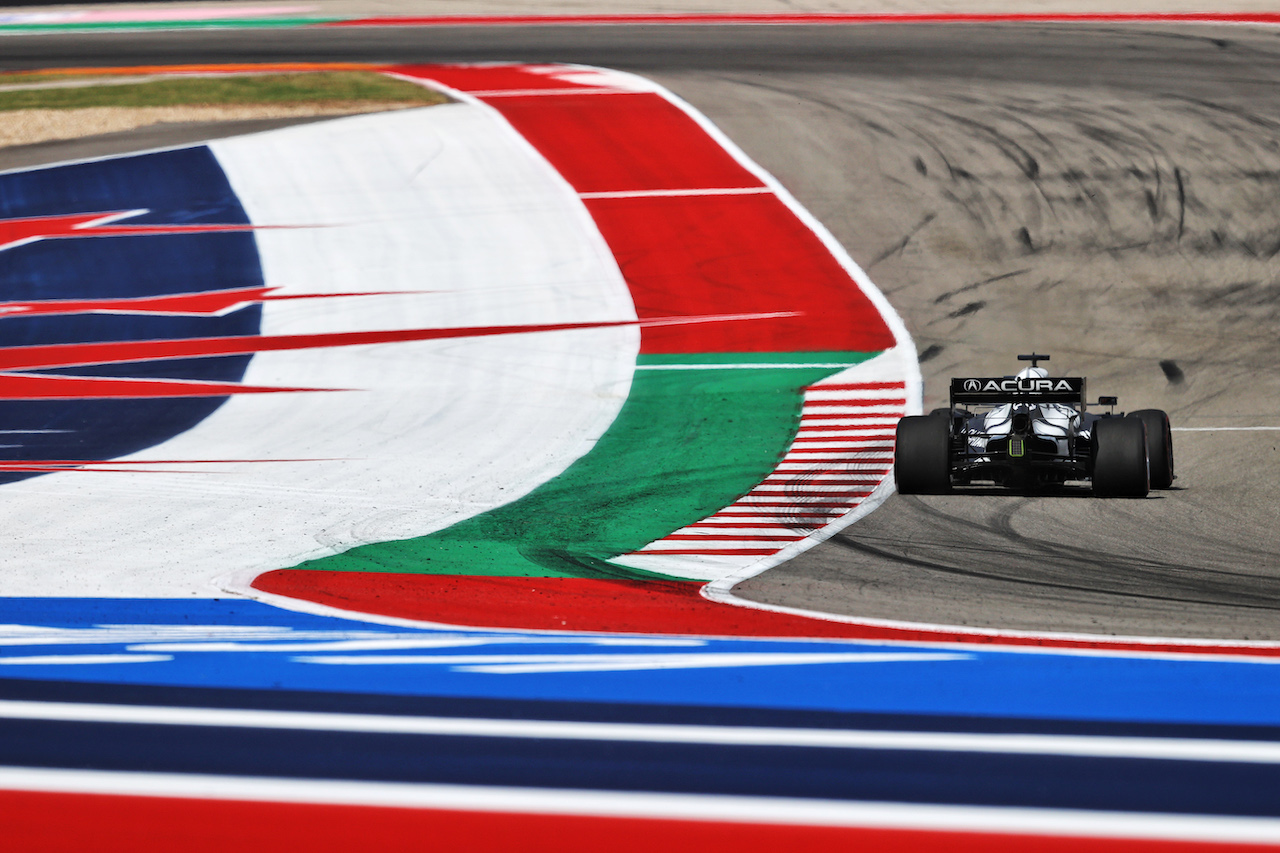 GP STATI UNITI, Yuki Tsunoda (JPN) AlphaTauri AT02.
22.10.2021. Formula 1 World Championship, Rd 17, United States Grand Prix, Austin, Texas, USA, Practice Day.
- www.xpbimages.com, EMail: requests@xpbimages.com © Copyright: Moy / XPB Images