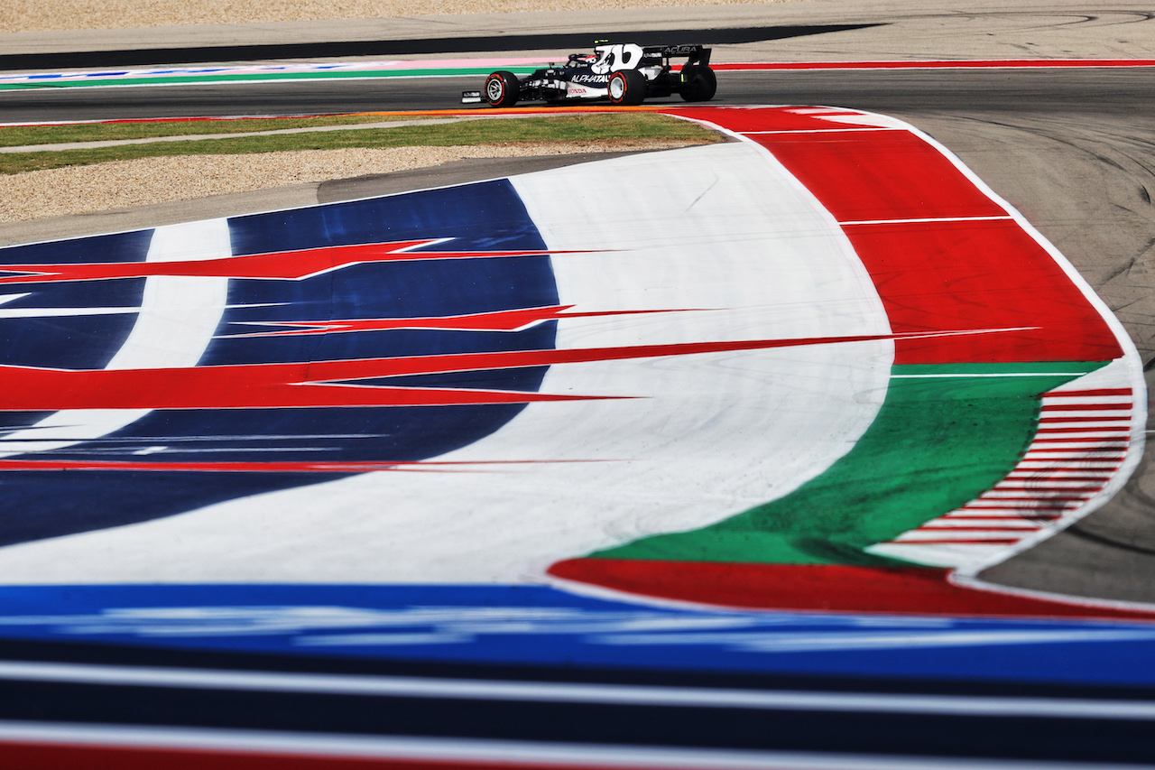 GP STATI UNITI, Pierre Gasly (FRA) AlphaTauri AT02.
22.10.2021. Formula 1 World Championship, Rd 17, United States Grand Prix, Austin, Texas, USA, Practice Day.
- www.xpbimages.com, EMail: requests@xpbimages.com © Copyright: Moy / XPB Images