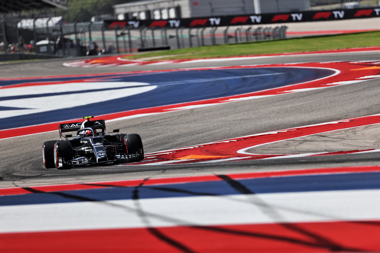 GP STATI UNITI, Pierre Gasly (FRA) AlphaTauri AT02.
22.10.2021. Formula 1 World Championship, Rd 17, United States Grand Prix, Austin, Texas, USA, Practice Day.
- www.xpbimages.com, EMail: requests@xpbimages.com © Copyright: Batchelor / XPB Images