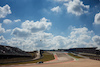 GP STATI UNITI, George Russell (GBR) Williams Racing FW43B.
22.10.2021. Formula 1 World Championship, Rd 17, United States Grand Prix, Austin, Texas, USA, Practice Day.
- www.xpbimages.com, EMail: requests@xpbimages.com © Copyright: Bearne / XPB Images