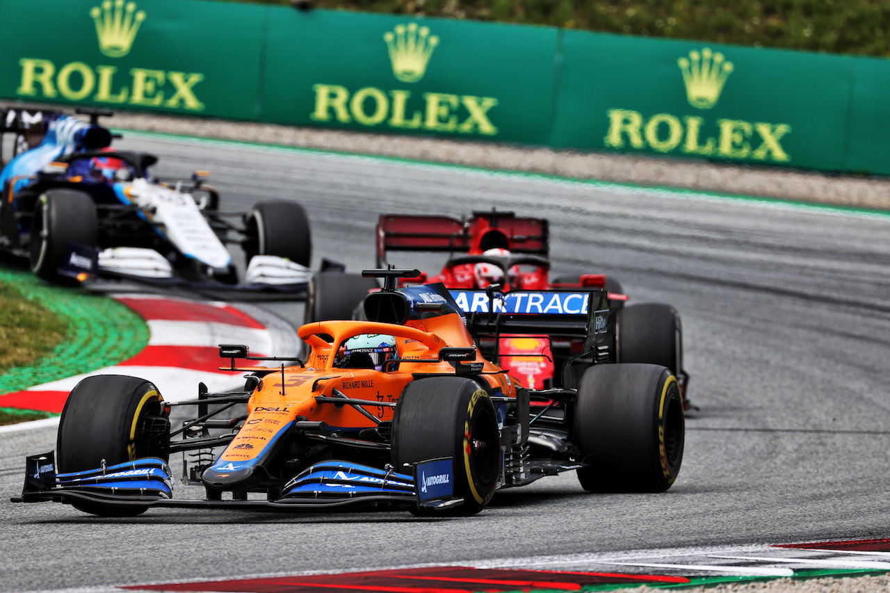 GP STIRIA, Daniel Ricciardo (AUS) McLaren MCL35M.
27.06.2021. Formula 1 World Championship, Rd 8, Steiermark Grand Prix, Spielberg, Austria, Gara Day.
- www.xpbimages.com, EMail: requests@xpbimages.com © Copyright: Batchelor / XPB Images