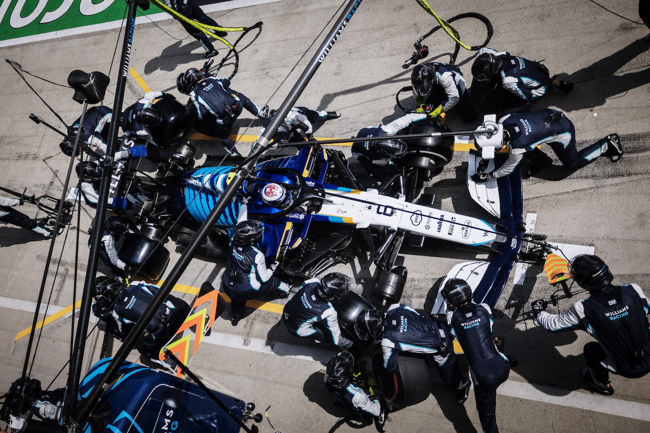 GP STIRIA, Nicholas Latifi (CDN) Williams Racing FW43B makes a pit stop.
27.06.2021. Formula 1 World Championship, Rd 8, Steiermark Grand Prix, Spielberg, Austria, Gara Day.
- www.xpbimages.com, EMail: requests@xpbimages.com © Copyright: Bearne / XPB Images