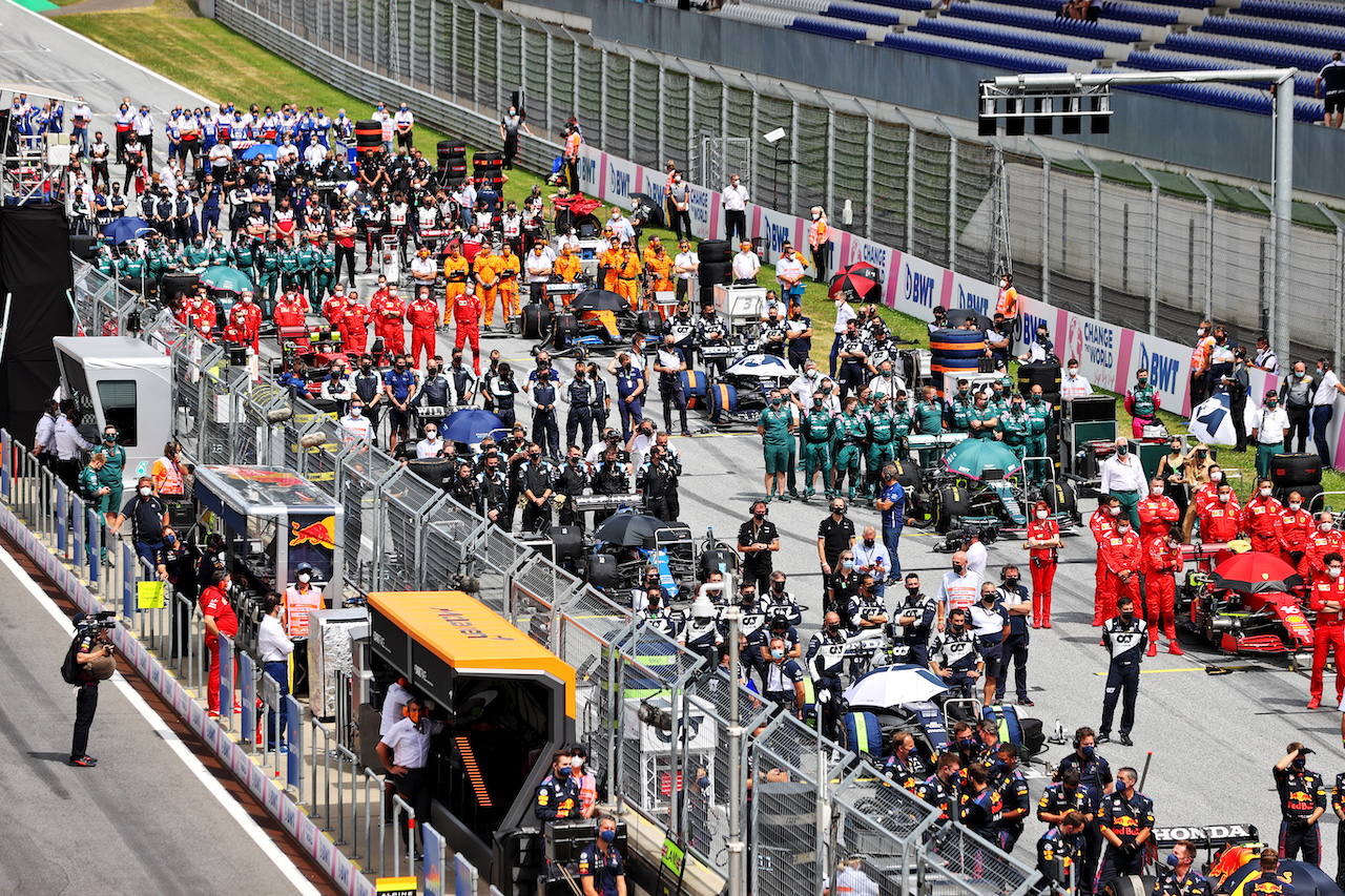 GP STIRIA, The grid before the partenza of the race.
27.06.2021. Formula 1 World Championship, Rd 8, Steiermark Grand Prix, Spielberg, Austria, Gara Day.
- www.xpbimages.com, EMail: requests@xpbimages.com © Copyright: Moy / XPB Images