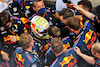 GP STIRIA, Gara winner Max Verstappen (NLD) Red Bull Racing celebrates with the team in parc ferme.
27.06.2021. Formula 1 World Championship, Rd 8, Steiermark Grand Prix, Spielberg, Austria, Gara Day.
- www.xpbimages.com, EMail: requests@xpbimages.com © Copyright: Moy / XPB Images